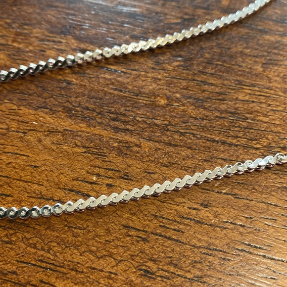 Magnolia and Vine 17” Weave Chain, tarnish proof. New. - Picture 2 of 3